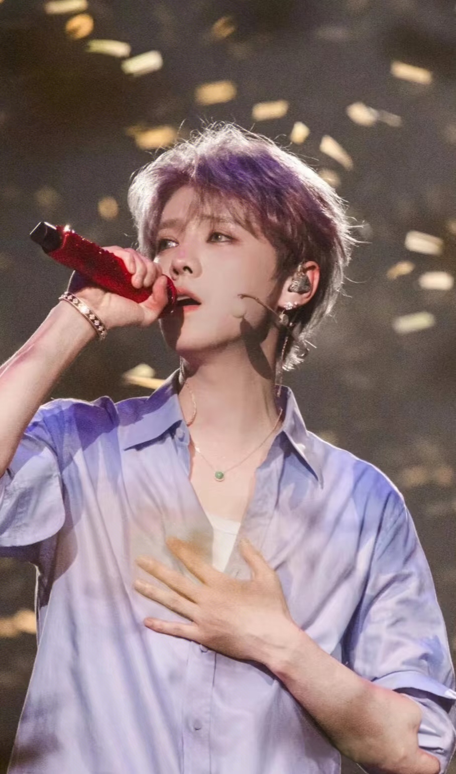 男神鹿晗多款百变发型大盘点